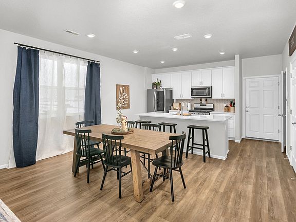 3rd image of 13726 Vispo Way