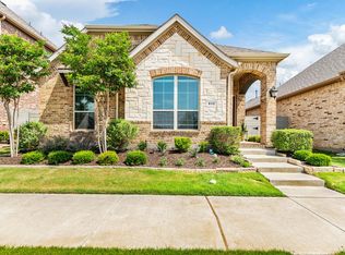 812 10th St, Argyle, TX 76226