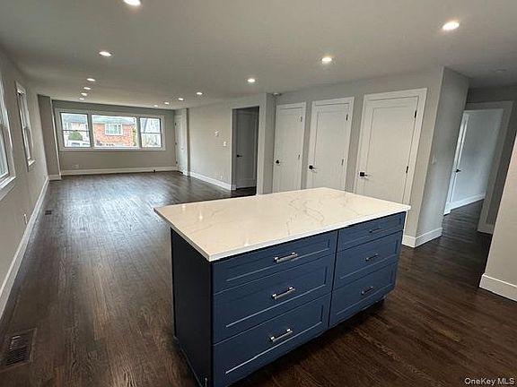 4th image of 7 Linwood Rd N Floor 1