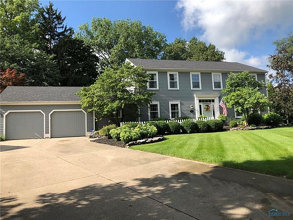 2nd image of 515 Erie Ct