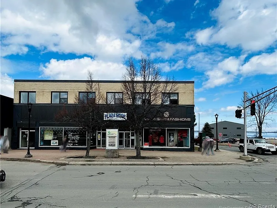 195 Main St