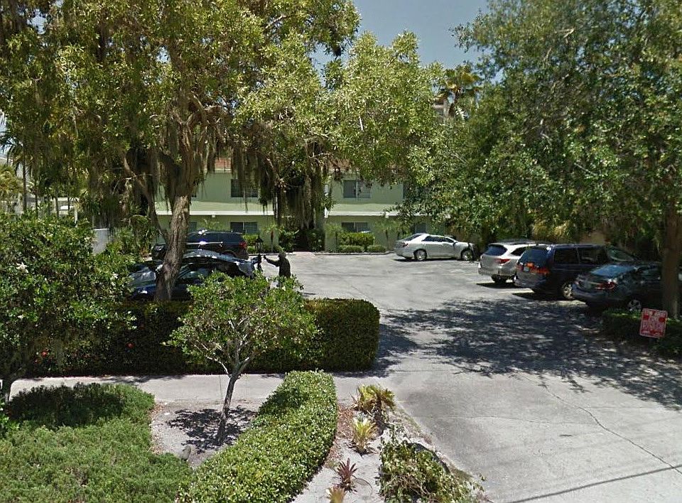 1st image of 445 S Palm Ave APT 6