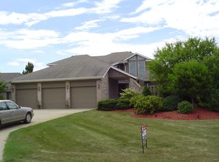 9396 Country Club Ln, Davison, MI 48423
