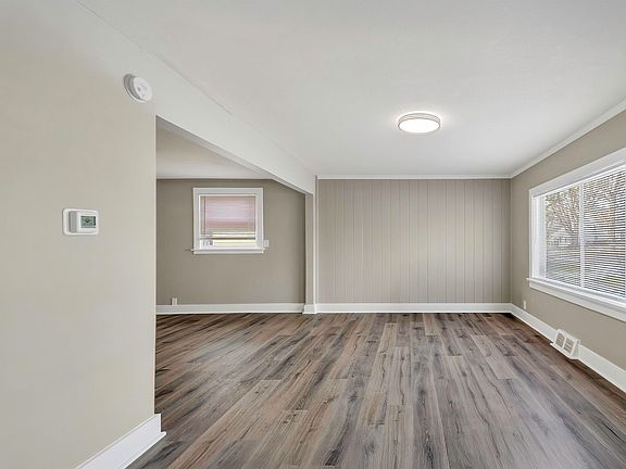 4th image of 2807 Witchwood Dr