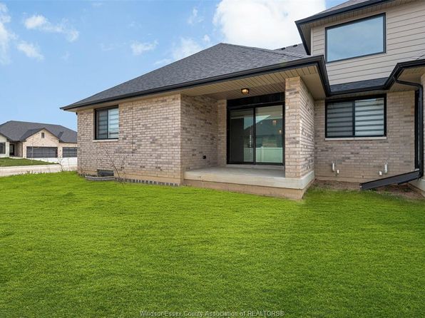 501 Water Rd, Amherstburg, ON N9V 0H1
