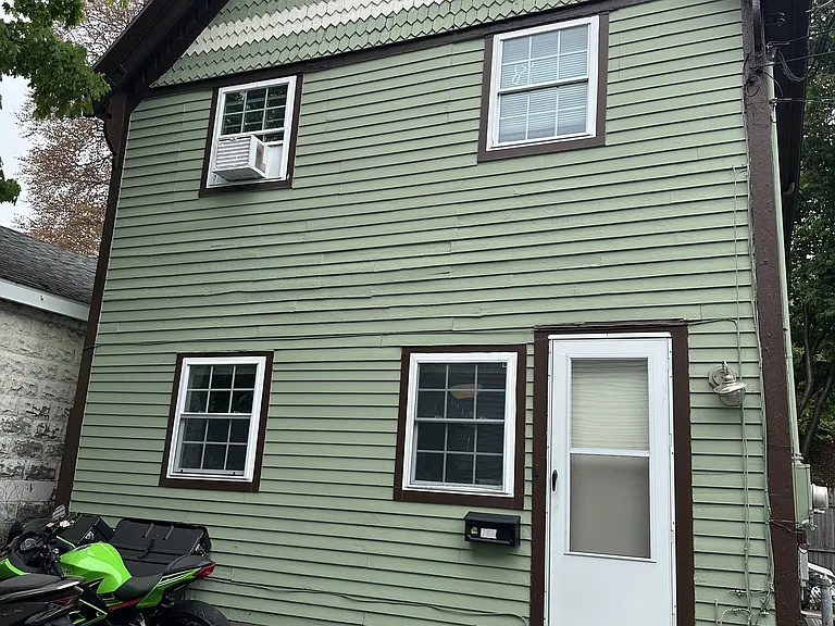 76 College Ave #REAR — Photo 14