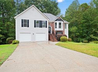 2103 Richland Cove Way, Suwanee, GA 30024