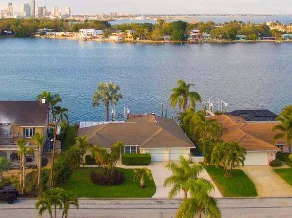3200 Coquina Key Dr SE, Saint Petersburg, FL 33705