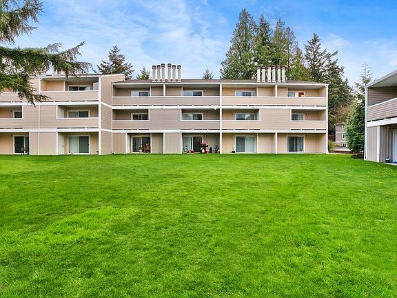 4th image of 12450 NE 130th Ct