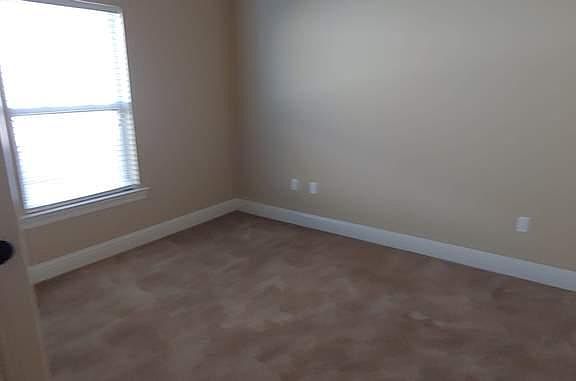 5th image of 121 Peak Valley St