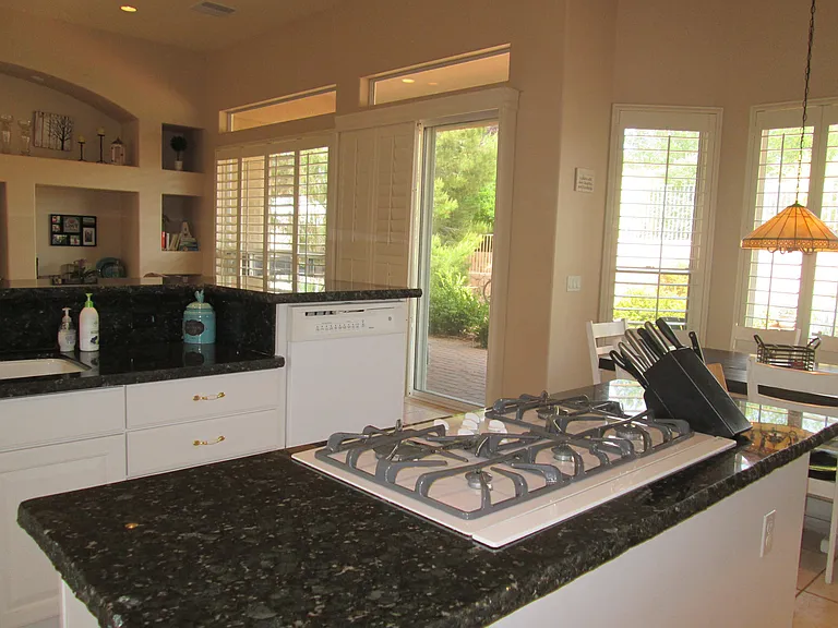 5745 E Sunset Point Dr — Photo 14