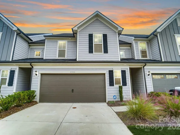 23104 Clarabelle Dr, Charlotte, NC 28273