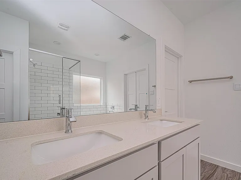 133 Aurora Spgs — Photo 11
