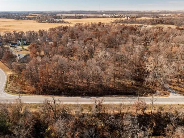 Milburn Road And 5834 Timber Creek Rd, Cedar Rapids, IA 52411