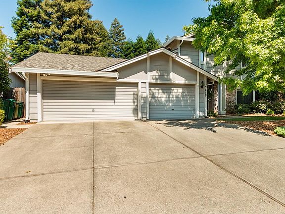2nd image of 3119 Clermont Way