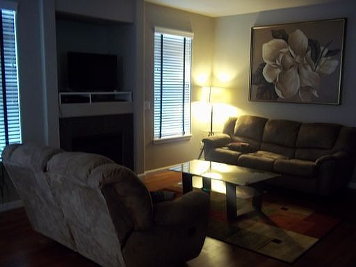 3rd image of 8316 NE 61st St