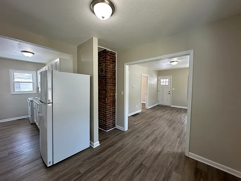 2657 Pearce Ave — Photo 5