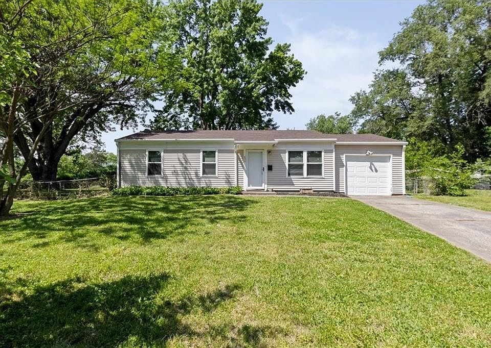1st image of 406 N Geronimo Dr
