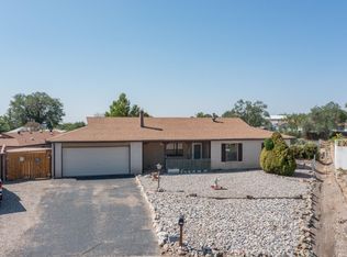 1300 Sage Brush Ct SE, Rio Rancho, NM 87124