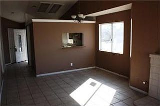 5th image of 11387 Weinhart Ct