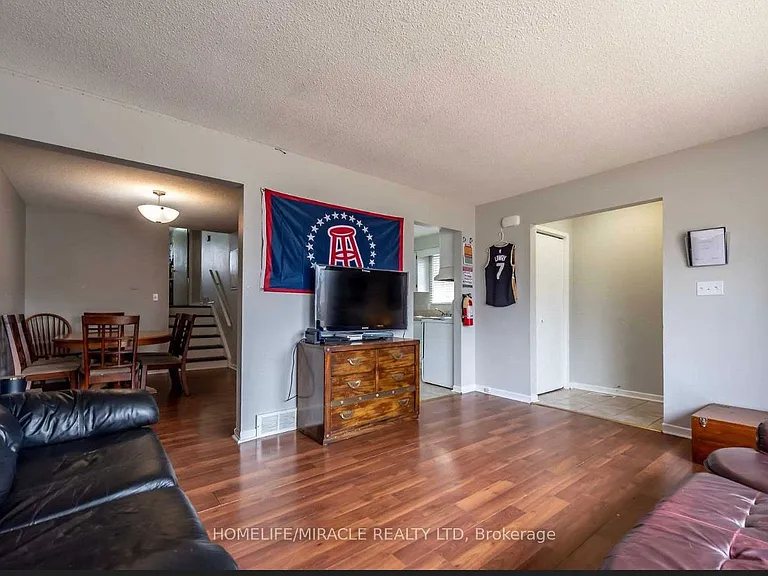 90 Tupper Dr #MAIN — Photo 7