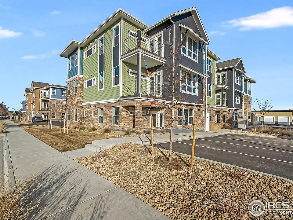 230 S Cherrywood Dr #103