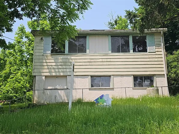 87 Hewitt Street, Lake Peekskill, NY 10537