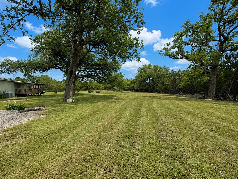 22167 FM 306 — Photo 15