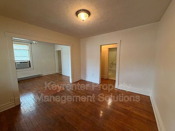 4th image of 330 Montgomery Ave