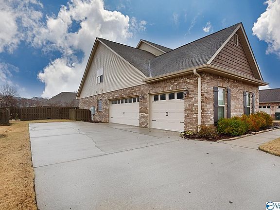 3rd image of 2507 Caldwell Park Ct