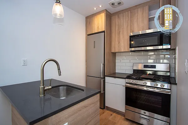 Rented by Brooklyn Rentals NYC | media 9