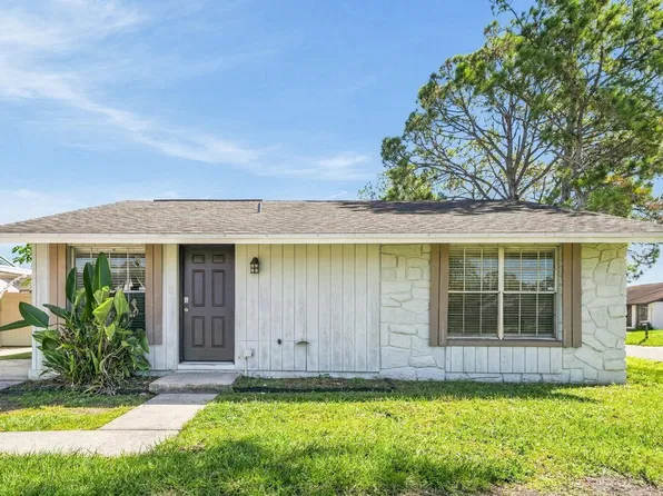 8301 Carmel Pl, Tampa, FL 33615