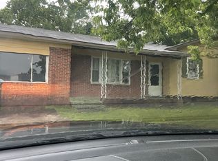 5306 Flagstone Ct, Fayetteville, NC 28303