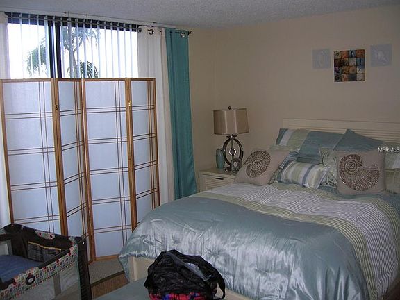 4th image of 300 Woodette Dr APT 105
