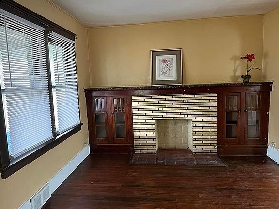 5th image of 36 Alice Ave