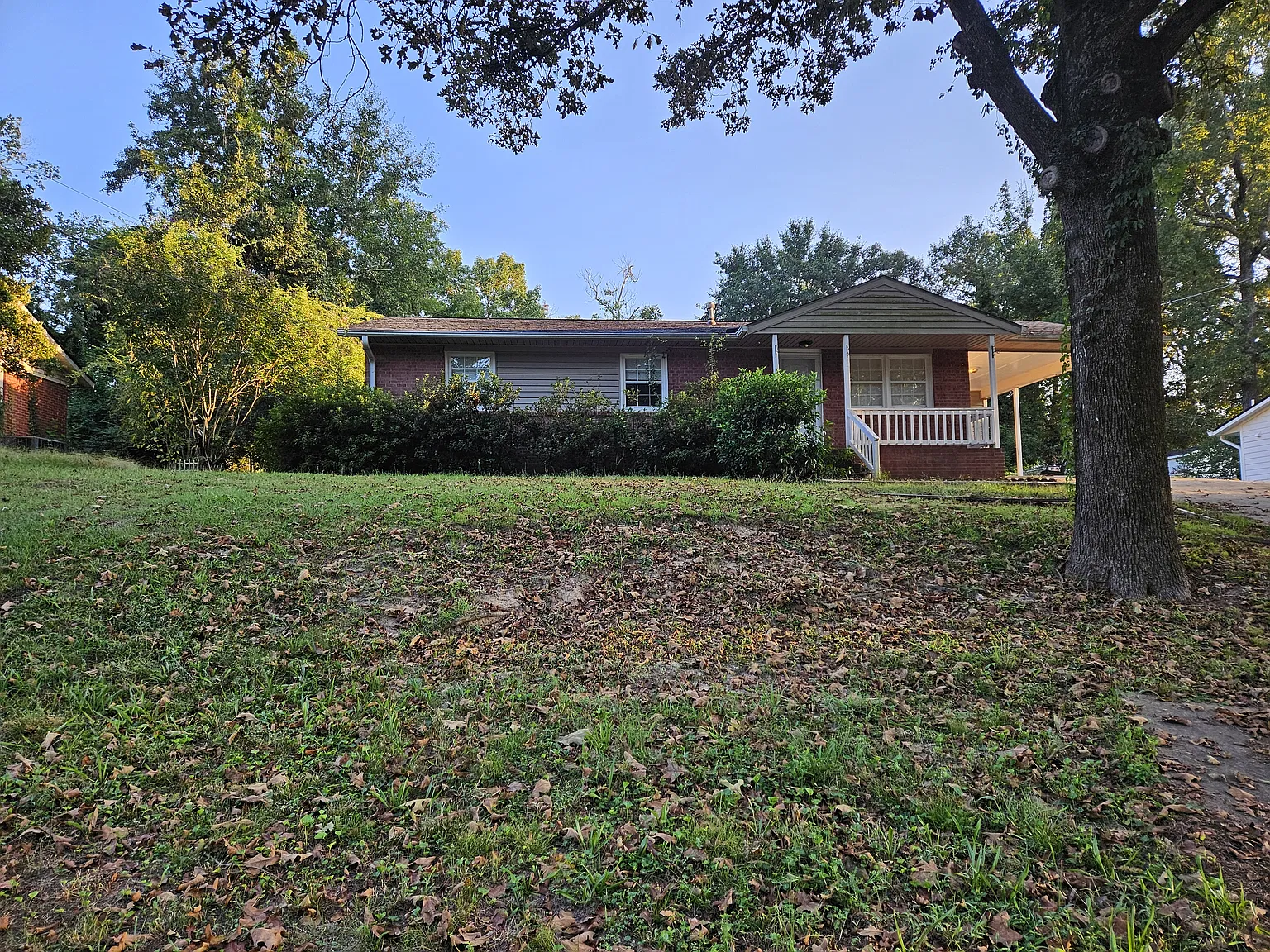 3 bed, 1084 sqft, $1,350 — Photo 2