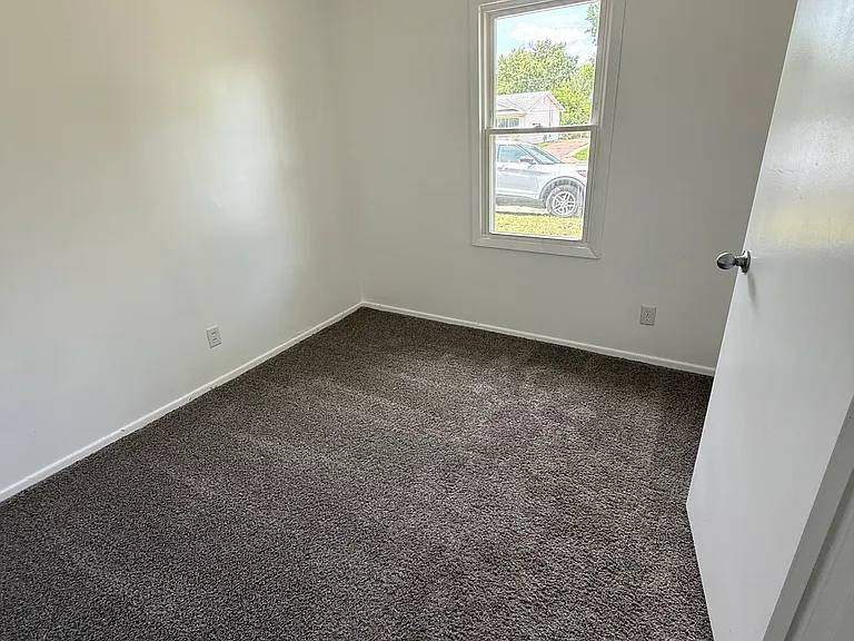 58 Medial Dr — Photo 4