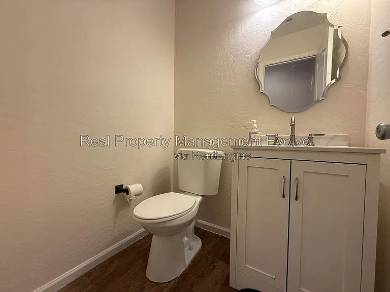 1234 W Remington Dr — Photo 15