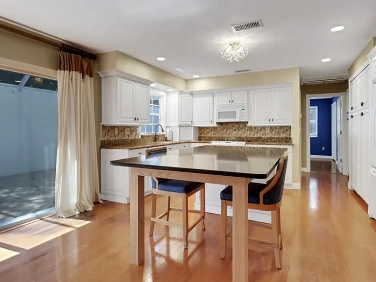 13711 Raleigh Ln #N7 — Photo 8