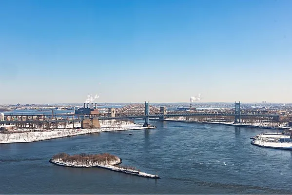 Rented by Douglas Elliman | media 32