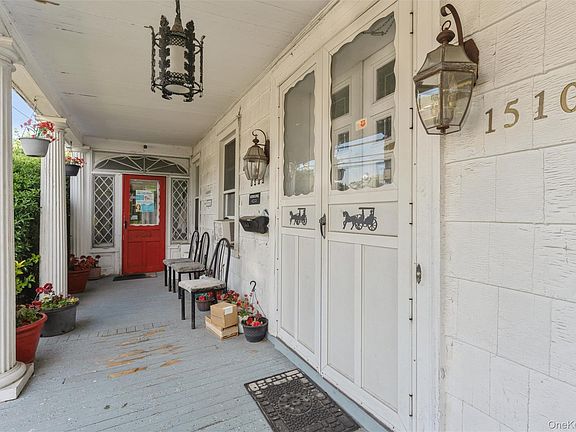 4th image of 1510 Grand Avenue
