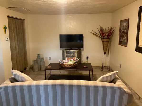 1420 E Duke Dr, Tucson, AZ 85719