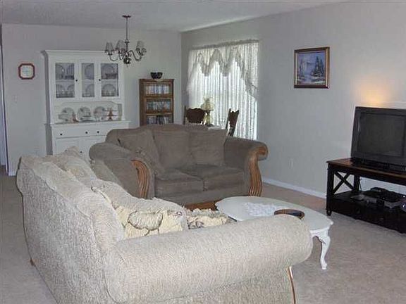 5th image of 123 Danville Dr