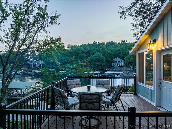 4th image of 27546 Golden Point Ln