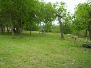 18&19 E J Ln, Center Pt, TX 78010