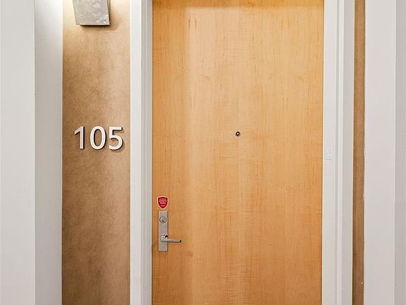 5th image of 1401 Delgany Street #105