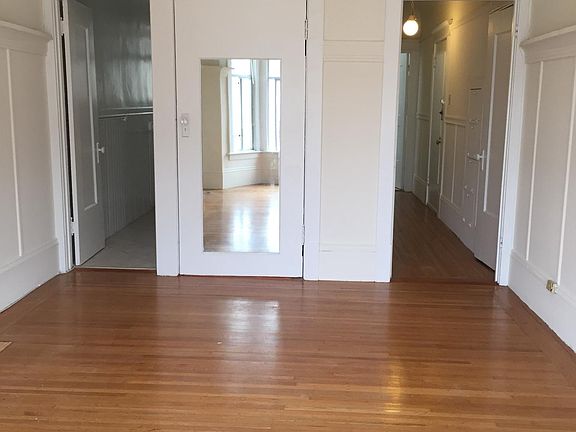 2nd image of 1650 Clay St APT 6