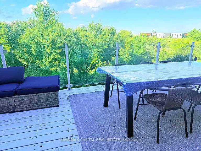 15 Apple Valley Way — Photo 4