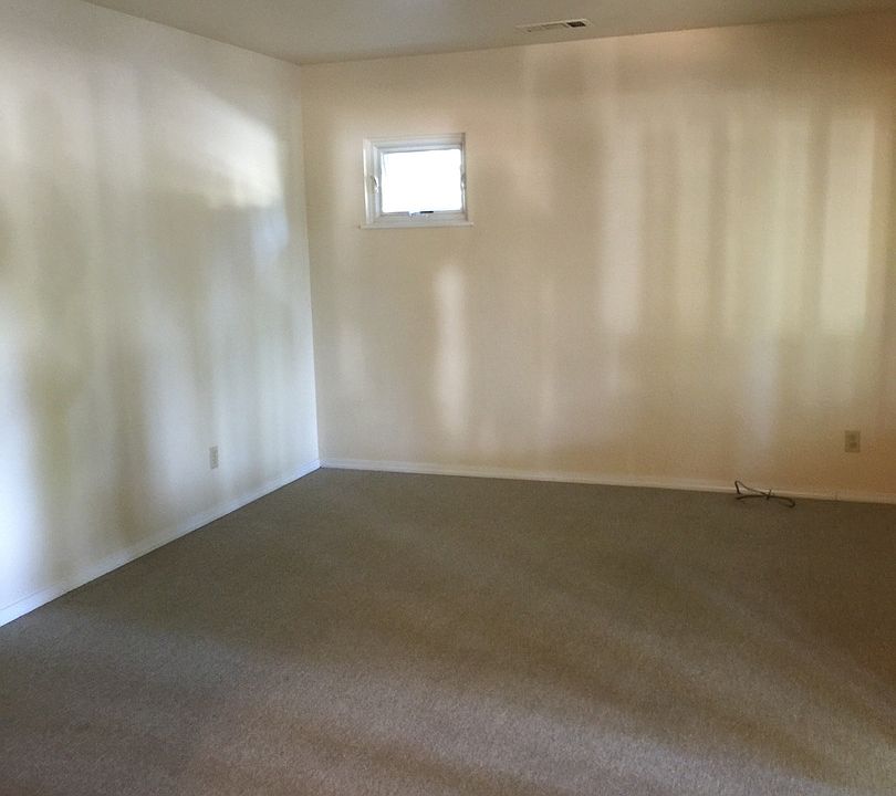 1st image of 5468 Carlson Dr