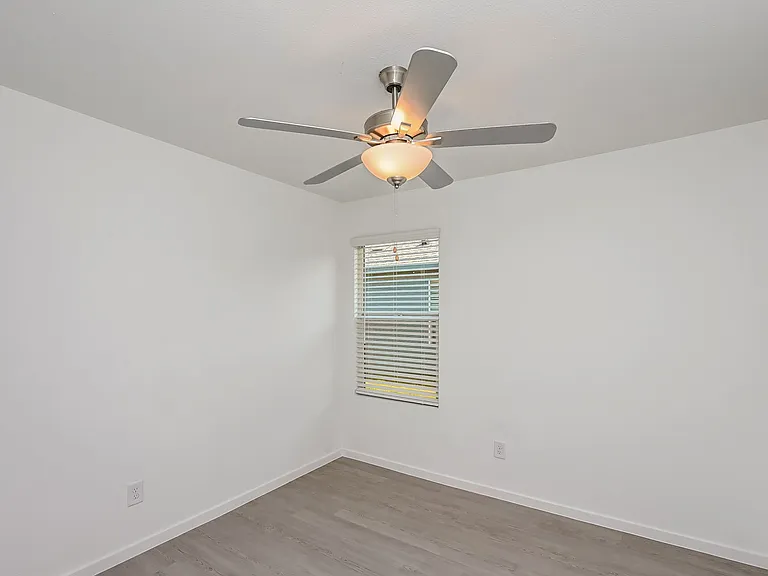 2740 River Knoll Ln — Photo 16